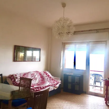 In Mezzo Al Mare Apartment